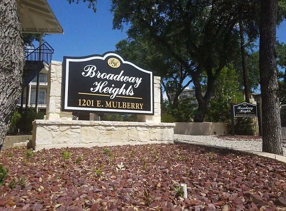1201 E Mulberry Ave unit 205 - San Antonio, TX