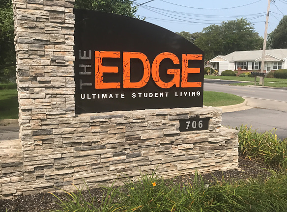 The Edge Apartments - Bowling Green, OH