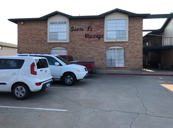 Santa Fe Village Apartments - Wichita Falls, TX