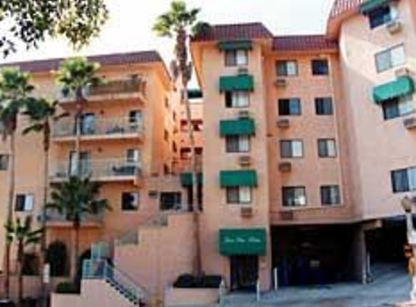Five Star Suites - Los Angeles, CA
