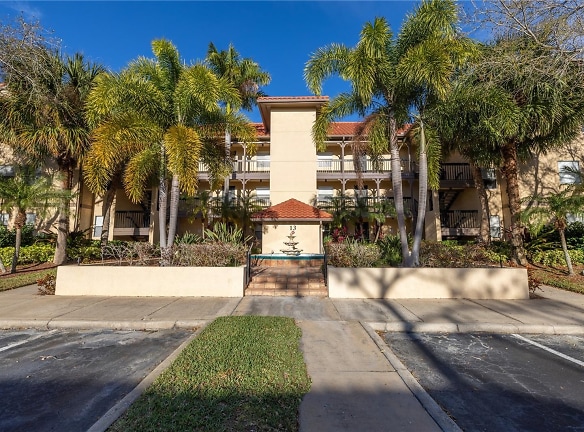 2400 Feather Sound Dr #1335 - Clearwater, FL