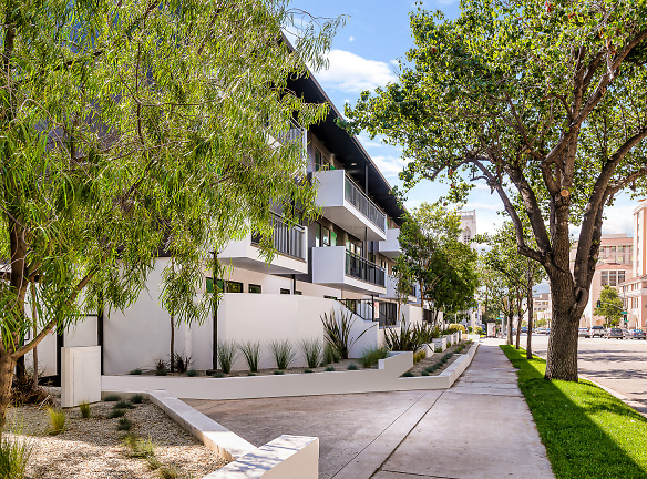 Thistle Apartments - Pasadena, CA