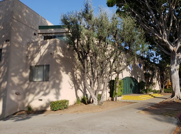 Village Park Green Apartments - Culver City, CA