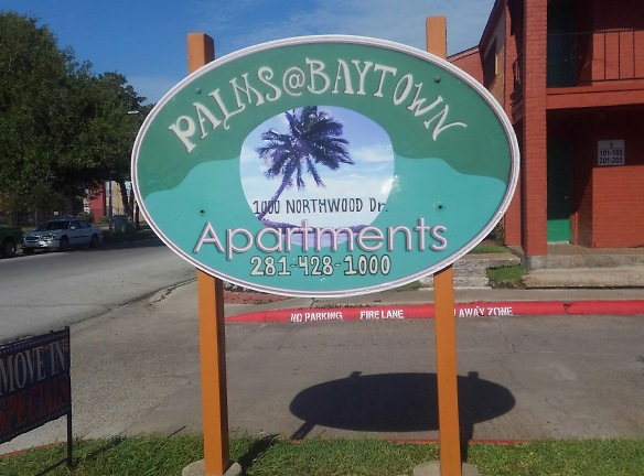 Palms @ Baytown Apartments - Baytown, TX