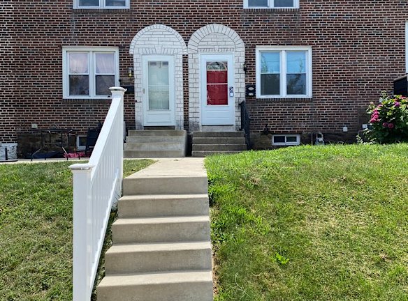 212 W Wyncliffe Ave - Clifton Heights, PA