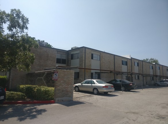 Greenbrier Apartments - San Antonio, TX