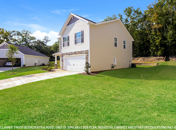 1651 Commendable Ct - Red Bank, SC