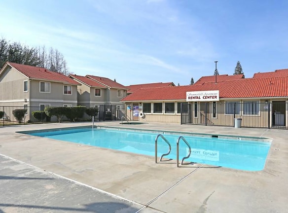 Summerfield Apartments - Visalia, CA
