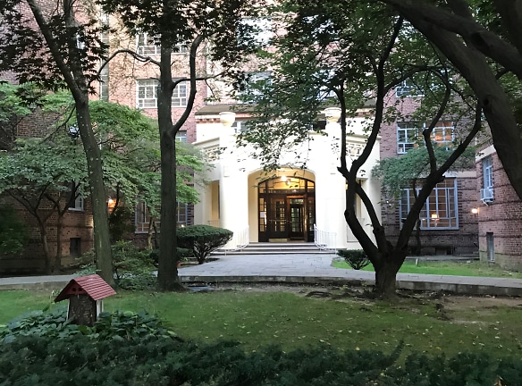Greenway Terrace Apartments - Forest Hills, NY