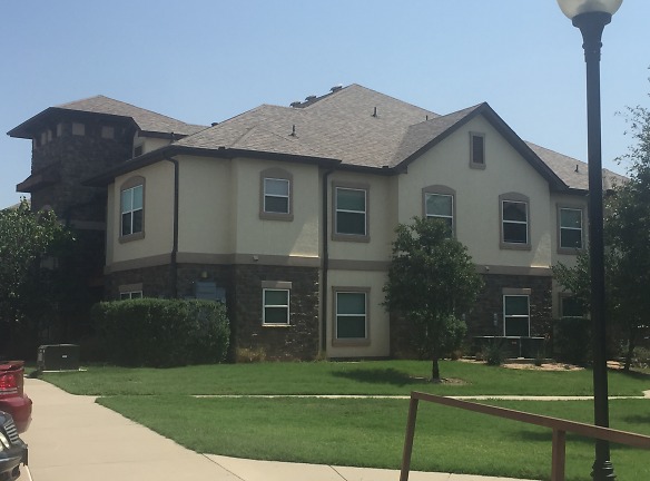 North Court Villas Apartments - Frisco, TX