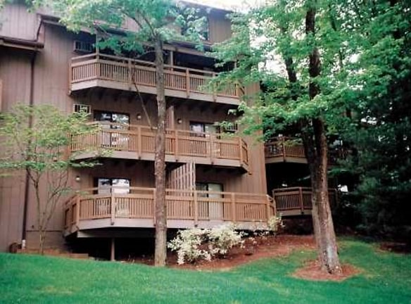 Pine Mill Ridge Apartments - Cuyahoga Falls, OH