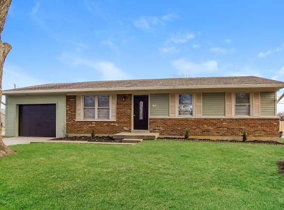 1702 Northaven Dr - Jeffersonville, IN