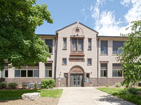 Roosevelt School Apartments - La Crosse, WI