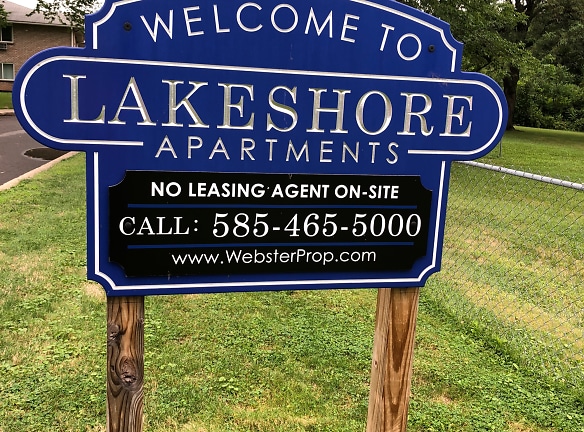 Lakeshore Apartments - Rochester, NY