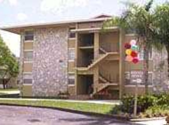Westview Terrace Apartments - Miami, FL