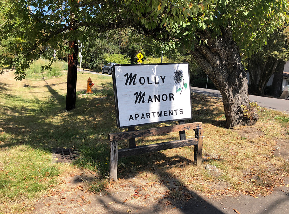 Molly Manor Apartments - Portland, OR