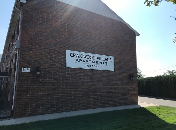 Craigwood Village Apartments - West Springfield, MA
