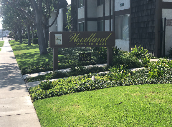 Woodland Ventura Apartments - Ventura, CA