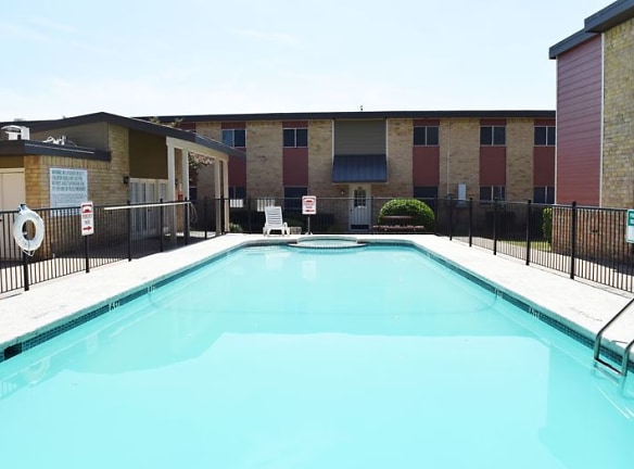 Gemini Village Apartments - Waco, TX