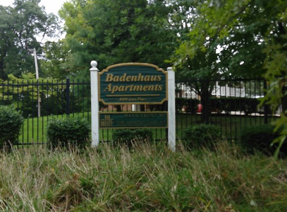 Badenhaus Apartments - Saint Louis, MO