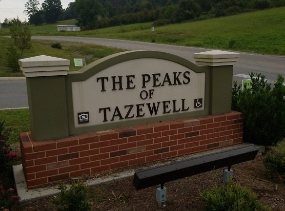The Peaks Of Tazewell Apartments - Tazewell, TN