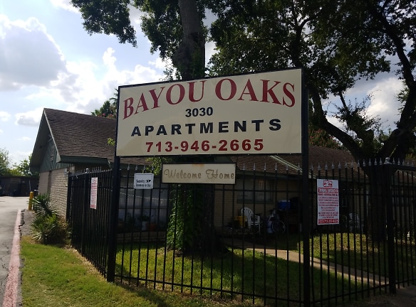 Bayou Oaks/sumar Apartments - Pasadena, TX