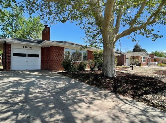 1306 23rd Ave Ct - Greeley, CO