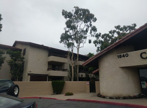 Casa Bella Apartments - Costa Mesa, CA
