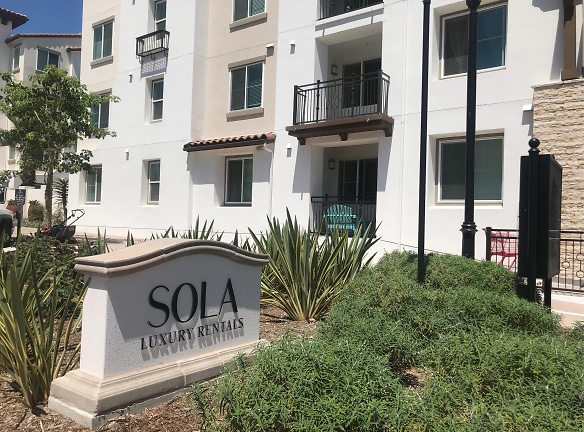 Sola At Pacific Highlands Ranch Apartments - San Diego, CA