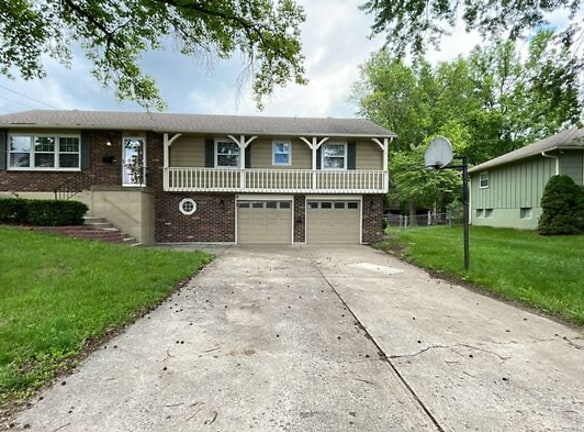 3901 S Bedford Ave - Independence, MO