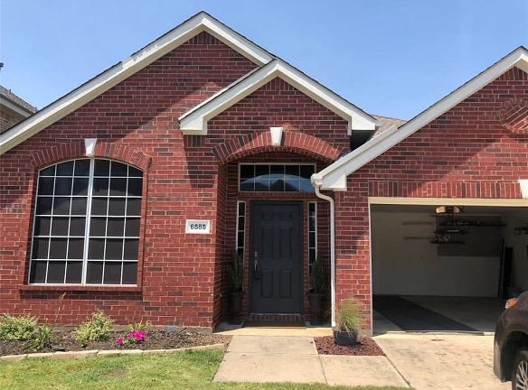 6585 Clydesdale Ct - Frisco, TX