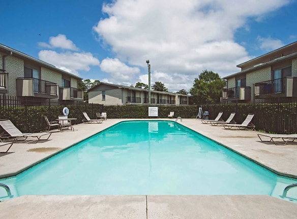 Fort Bayou Apartments - Ocean Springs, MS