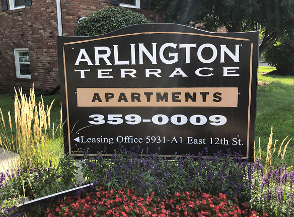 Arlington Terrace Apartments - Indianapolis, IN
