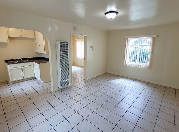 6167 Gage Ave - Bell Gardens, CA
