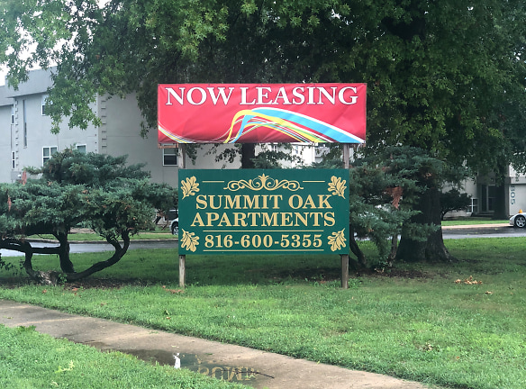 Summit Oak Apartments - Lees Summit, MO