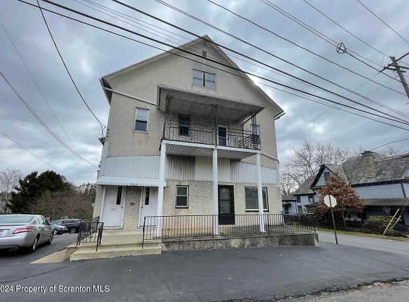 864 S Main St #2 - Old Forge, PA
