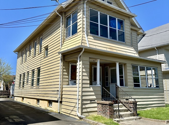 132 East Ave - West Haven, CT