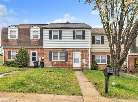 29 Kintore Ct - Parkville, MD