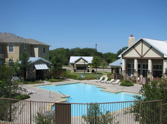 Residences At Holland Lake - Weatherford, TX