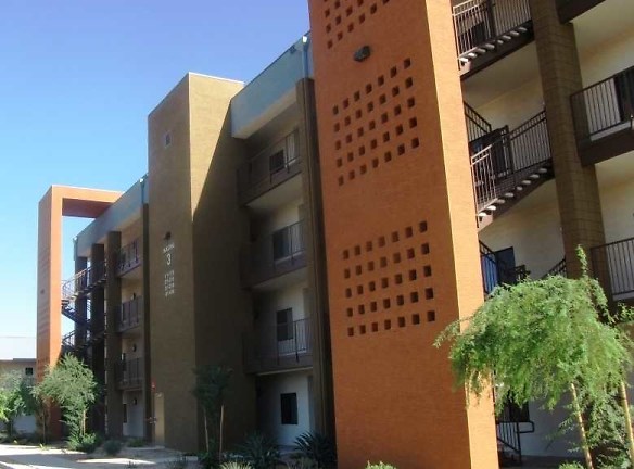 Rancho Montanas Senior Apartments - Phoenix, AZ