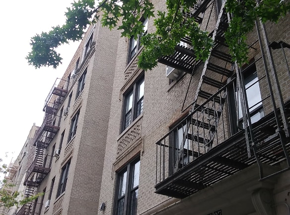 1027 Walton Avenue Apartments - Bronx, NY