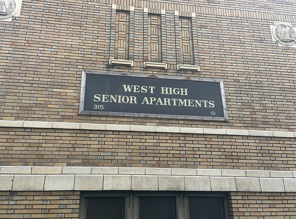 West High Apartments - Akron, OH