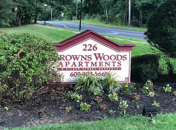 Browns Woods Apartments - Browns Mills, NJ