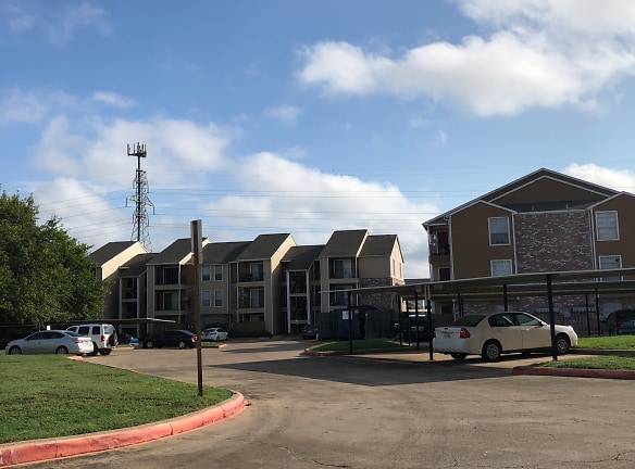 Ridgecrest At Hulen Bend Apartments - Fort Worth, TX