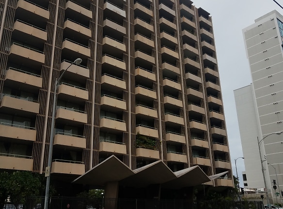 Punahou Circle Apartments - Honolulu, HI