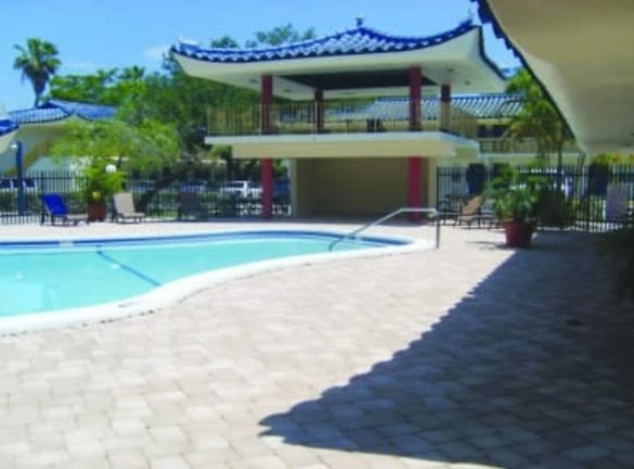 Jade Gardens Apartments - Miami, FL