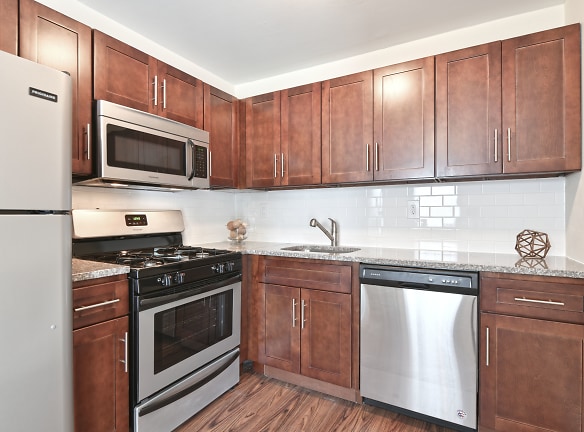 Village Of Pennbrook Apartments - Levittown, PA