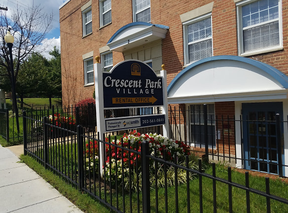 Crescent Park Village Apartments - Washington, DC