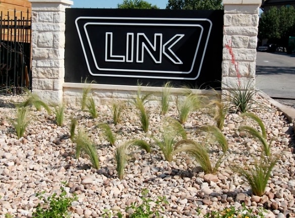 Link Apartments - Austin, TX