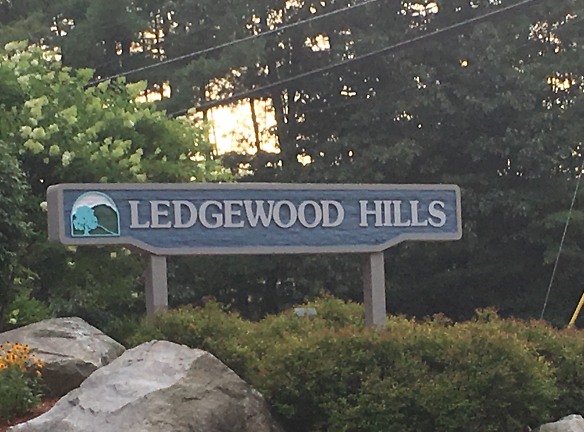 Ledgewood Hills Apartments - Nashua, NH